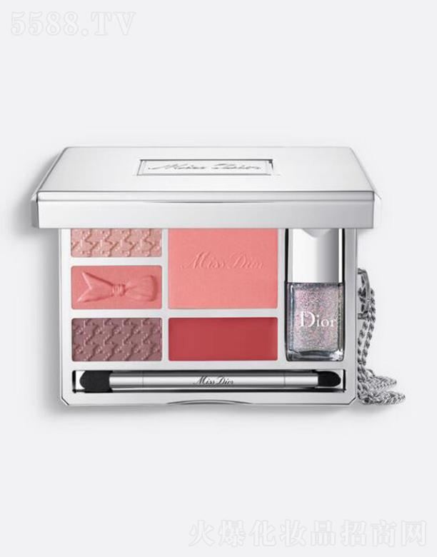 ��������̄�(w��)���Ϻ������޹�˾���ϊWС���ӆ�ʊy�P(p��n)������ һ�P(p��n)�R���_��ɫ��