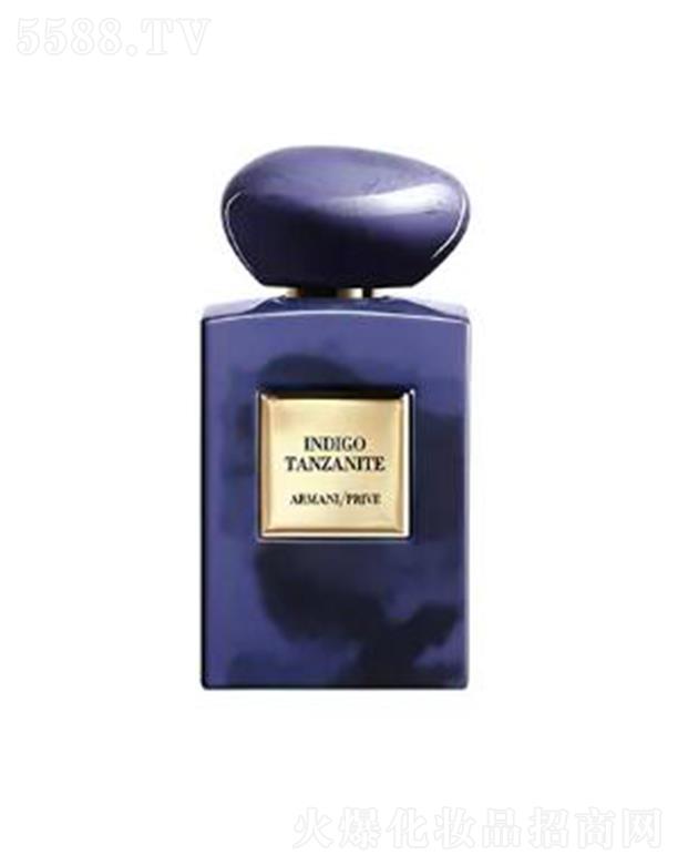 �W�R��(�Ї�(gu��))���޹�˾��������߶�˽����գ��h(hu��n)��ϵ�У� ��t̹ɣʯ�¾���(f��)�KԭҰ�Ϝ�ů����