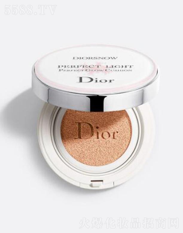 �ϊWѩ���`���N(y��n)������|���˪ spf 50+ pa+++���m(x��)��͸��(r��n)�Ɇ���͸�׹��N(y��n)