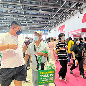 ֻ��ƴ���������M(j��n)�������ڳ�Խ�����쾫Ӣ������