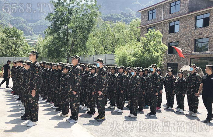 ���߼tɫ֮·�����ټtɫ����