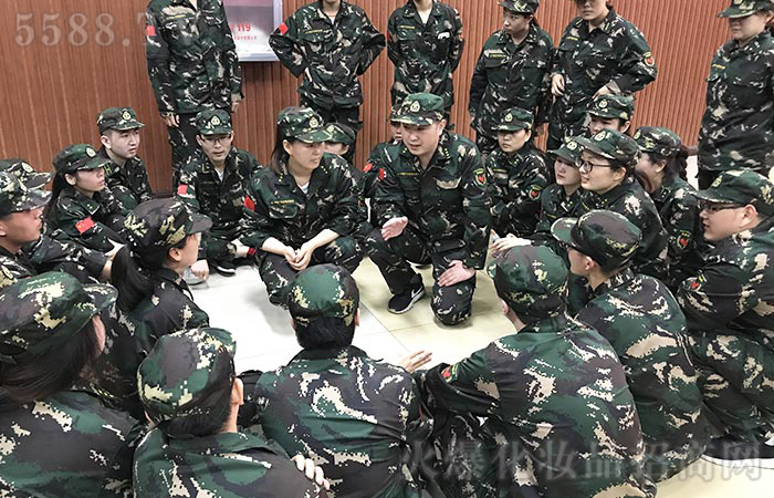 �ȳ��L(f��ng)������Խ���ң���ÿһ���˶��ǡ���(zh��n)ʿ����