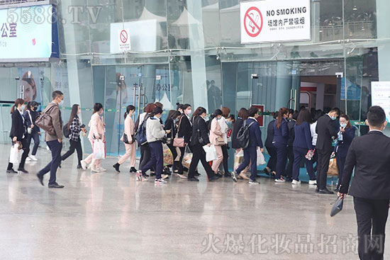 ����ʢ�����س��������44�óɶ����I(y��)���[��ʢ���_Ļ