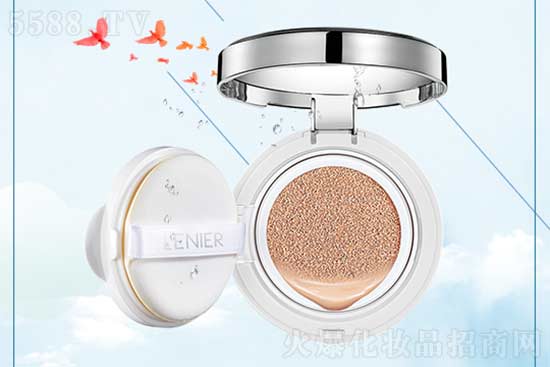 ���݃�����x��y���|˪