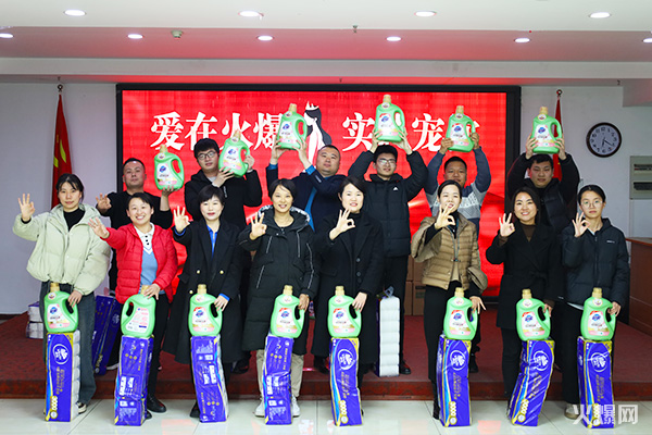 �펽�`���A�������»����𱬾W(w��ng)��T���l(f��)��Ů��(ji��)�YƷ��