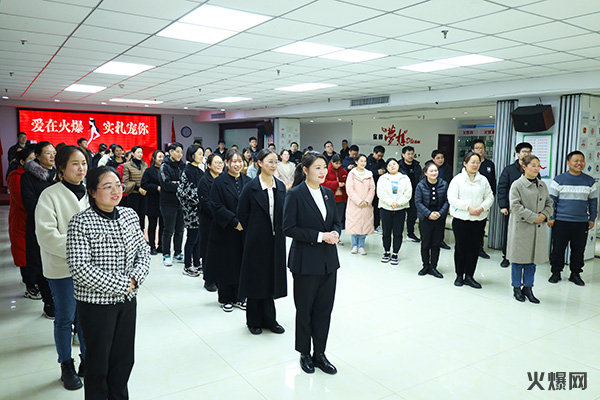 �펽�`���A�������»����𱬾W(w��ng)��T���l(f��)��Ů��(ji��)�YƷ��