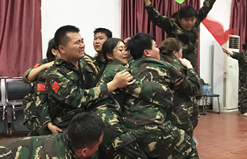 ֻ��ҧ����(ji��n)�֣��ŕ�(hu��)��ϣ����