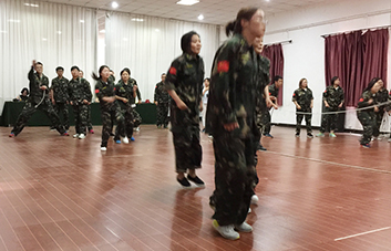 �����X�ѡ��Ʊ��O�����@һ·�҂��A��Ư����