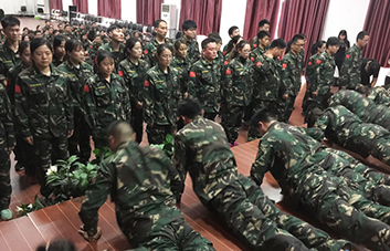 �e�ֱ�Q���I(l��ng)�����������F(xi��n)��W(xu��)�T��