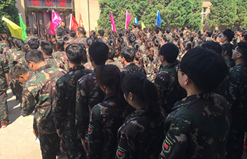 ������������(zh��n)�������(du��)�����I(l��ng)��(d��o)������չʾ��