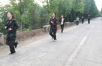 ��(g��)�˵������ٴ�Ҳ��С���F(tu��n)�(du��)��������СҲ�Ǵ���