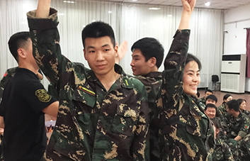 �\(y��n)�I�ᢷ��ɛQ��ǧ��������ؠ��������A������